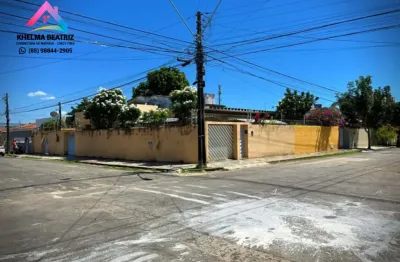Casa de esquina com 8 quartos, terreno 600m², amadeu furtado