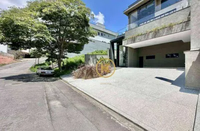 Casa nova moderna com elevador e piscina na granja viana