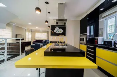 Casa na Granja Viana de 4 Quartos  por R$ 1.550.000 - Condomínio Palm Hills - Cotia/SP