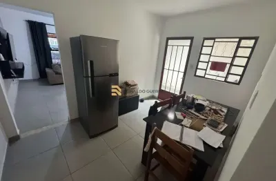 Oportunidade - casa com 2 quartos, em frente a escola municipal da vila tesouro