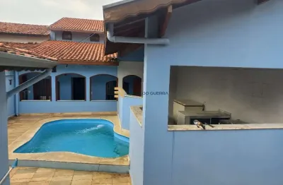 Condomínio jardim das flores, 3 quartos suíte, quintal com piscina