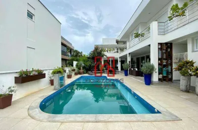 Casa a 150m da praia à venda em jurerê internacional - florianópolis/sc