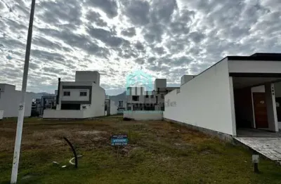 Terreno à venda na Avenida Wilson Castelo Branco, Deltaville, Biguaçu