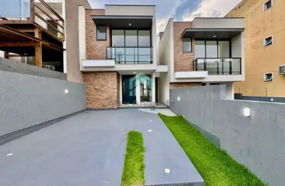 Sobrado à Venda em Serraria, São José – 3 Dorms, 105m², R$650mil