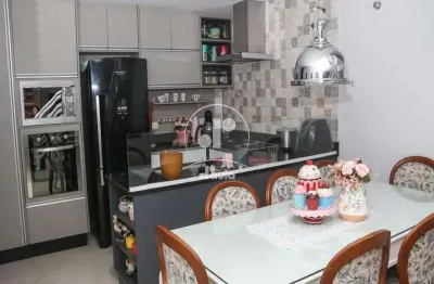 Sobrado à venda, 3 quartos 2 suítes vila cecilia maria em santo andré/sp