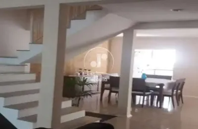 Sobrado à venda, 3 quartos 1 suíte vila bastos em santo andré/sp