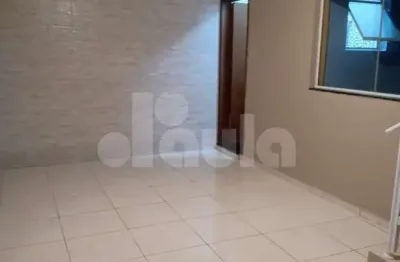 Sobrado fundos 70m², 2 dormitórios, fundos, para alugar, vila progresso, santo andré,sp
