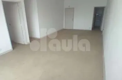 Sala comercial 73m² com 2 ambientes, copa e 2 banheiros, no centro de santo andré.