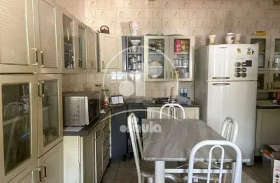 Oportunidade icasa de 185m² com edícula em excelente localização na vila humaita - santo andré