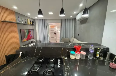 Excelente casa a venda  com piscina,  vila tupi - praia grande-lado praia