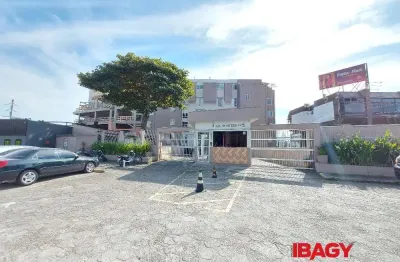Excelente apartamento 1 dormitório(s) em capoeiras - florianópolis