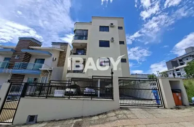 Apartamento com 3 quartos para alugar na Rua Jaime Estefano Becker, 287, Areias, São José