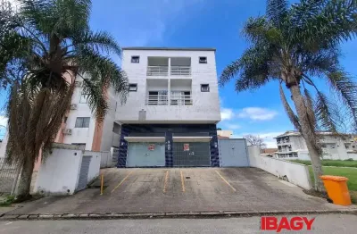 Ponto comercial para alugar na Avenida Celso Joaquim da Silva, 390, Sertão do Maruim, São José