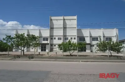 Barracão / Galpão / Depósito para alugar na Judite Melo Dos Santos, 277, Distrito Industrial, São José