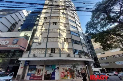 Excelente apartamento 3 dormitório(s) em centro - florianópolis