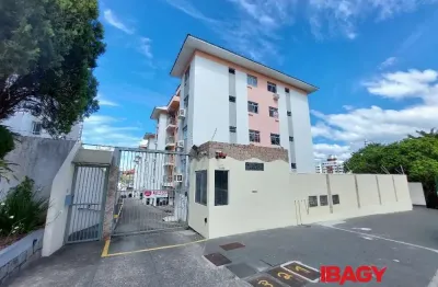 Excelente apartamento 2 dormitório(s) em estreito - florianópolis