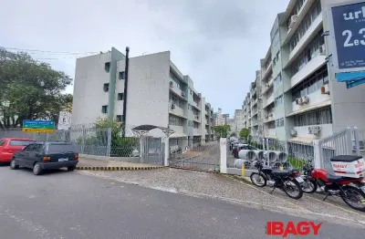 Excelente apartamento 3 dormitório(s) em centro - florianópolis