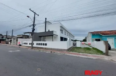 Excelente casa 2 dormitório(s) em forquilhas - são josé