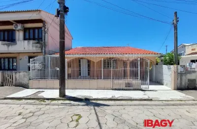 Excelente casa 3 dormitório(s) em ponte do imaruim - palhoça
