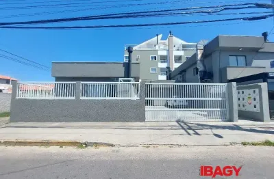 Excelente Apartamento 2 dormitório(s) em Campeche - Florianópolis