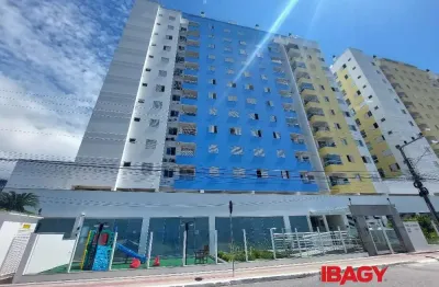 Apartamento com 3 quartos para alugar na Rua Angelita Figueiredo, 1596, Areias, São José