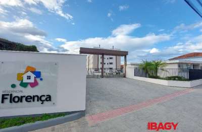 Apartamento com 2 quartos para alugar na Avenida Bom Jesus de Nazaré, 1470, Aririu, Palhoça