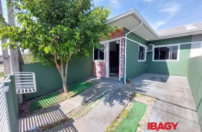 Excelente casa 2 dormitório(s) em bela vista - palhoça