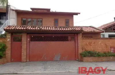 Excelente casa 4 dormitório(s) em balneário - florianópolis