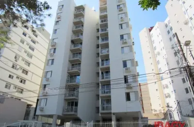 Excelente Apartamento 2 dormitório(s) em Centro - Florianópolis