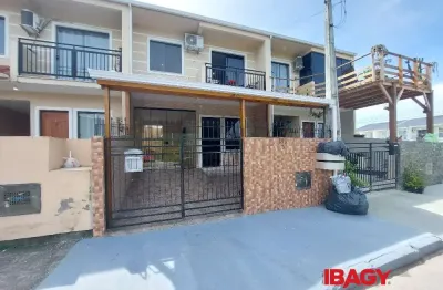 Excelente casa 2 dormitório(s) em forquilhas - são josé