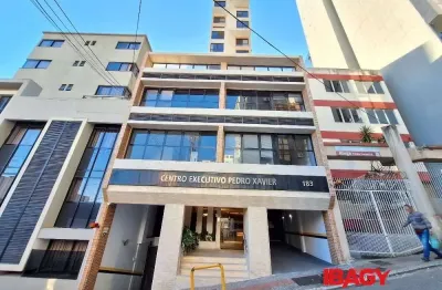 Sala comercial para alugar na Rua Bento Gonçalves, 183, Centro, Florianópolis