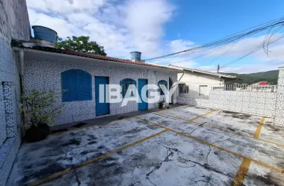 Excelente kitnet 1 dormitório(s) em trindade - florianópolis