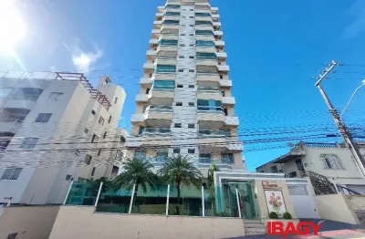 Excelente Apartamento 3 dormitório(s) em Barreiros - São José