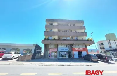 Excelente Apartamento 3 dormitório(s) em Trindade - Florianópolis