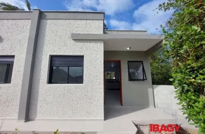 Excelente Casa 1 dormitório(s) em Trindade - Florianópolis