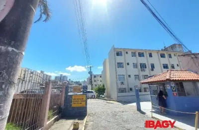 Excelente apartamento 3 dormitório(s) em praia comprida - são josé