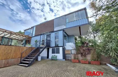 Excelente casa em condominio 3 dormitório(s) em campeche - florianópolis