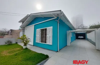 Excelente casa 3 dormitório(s) em jardim atlantico - florianópolis