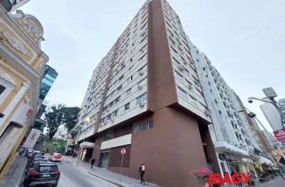 Excelente Apartamento 2 dormitório(s) em Centro - Florianópolis