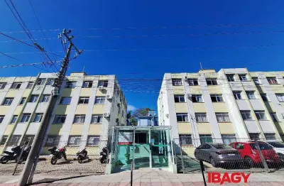 Excelente apartamento 2 dormitório(s) em estreito - florianópolis