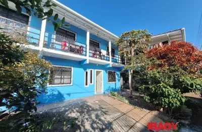 Excelente casa 2 dormitório(s) em jardim atlântico - florianópolis
