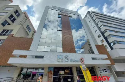 Oportunidade! salas/conjuntos em trindade - florianópolis