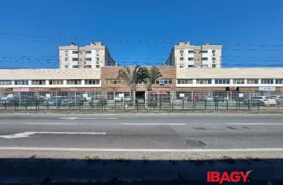 Ponto comercial para alugar na Rua Tenente Leovegildo Pinheiro, 1100, Fazenda Santo Antônio, São José