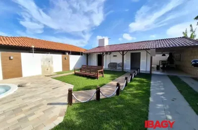 Excelente casa 3 dormitório(s) em ingleses do rio vermelho - florianópolis