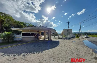 Excelente Apartamento 2 dormitório(s) em Forquilhas - São José