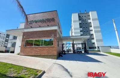 Excelente apartamento 2 dormitório(s) em pedra branca - palhoça