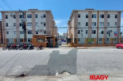 Excelente apartamento 3 dormitório(s) em barreiros - são josé