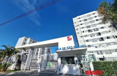 Apartamento com 2 quartos para alugar na Rua Manoel Mariano Ferreira, 621, Rio Caveiras, Biguaçu