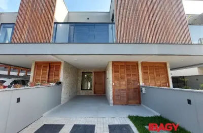 Excelente casa 3 dormitório(s) em campeche - florianopolis