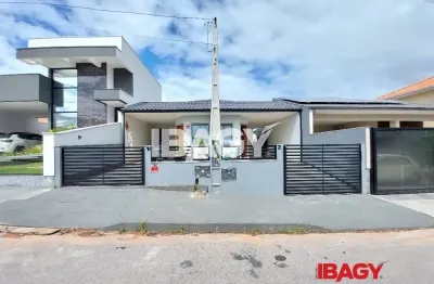 Casa com 2 quartos para alugar na Rua Isolda Schulle, 40, Potecas, São José